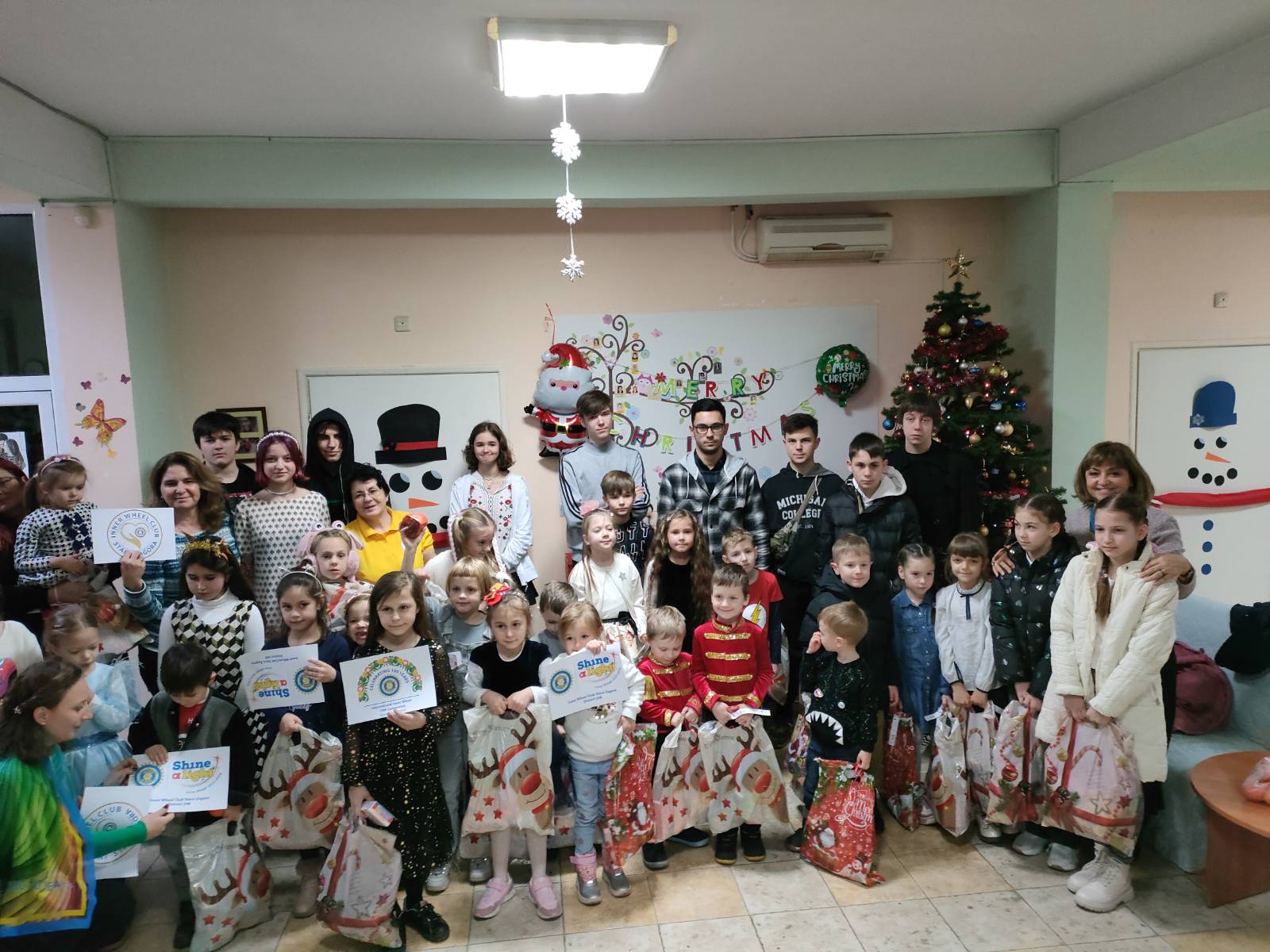 IMG-f568650db0149f2b83198a833581db4a-V.jpg